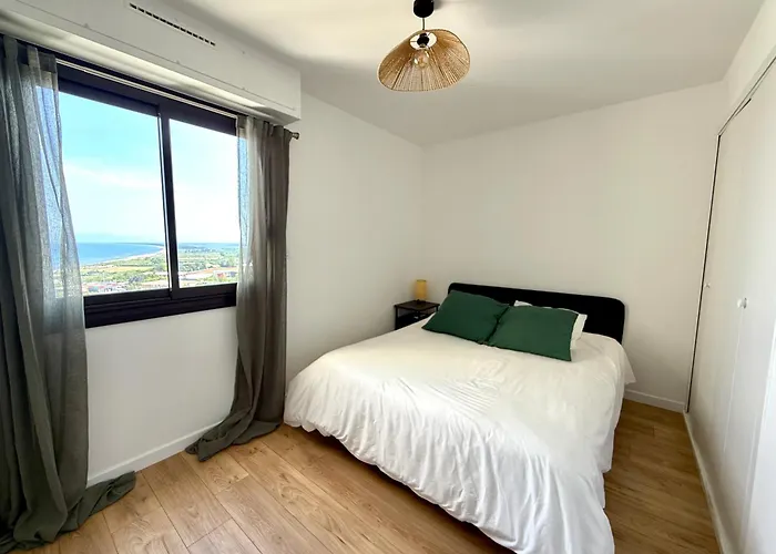 Spacieux, Moderne, Vue Proche Et Centre-ville 바스티아